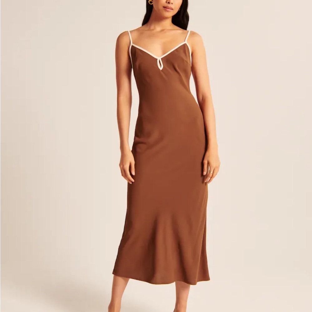 Abercrombie & Fitch keyhole midi slip dress